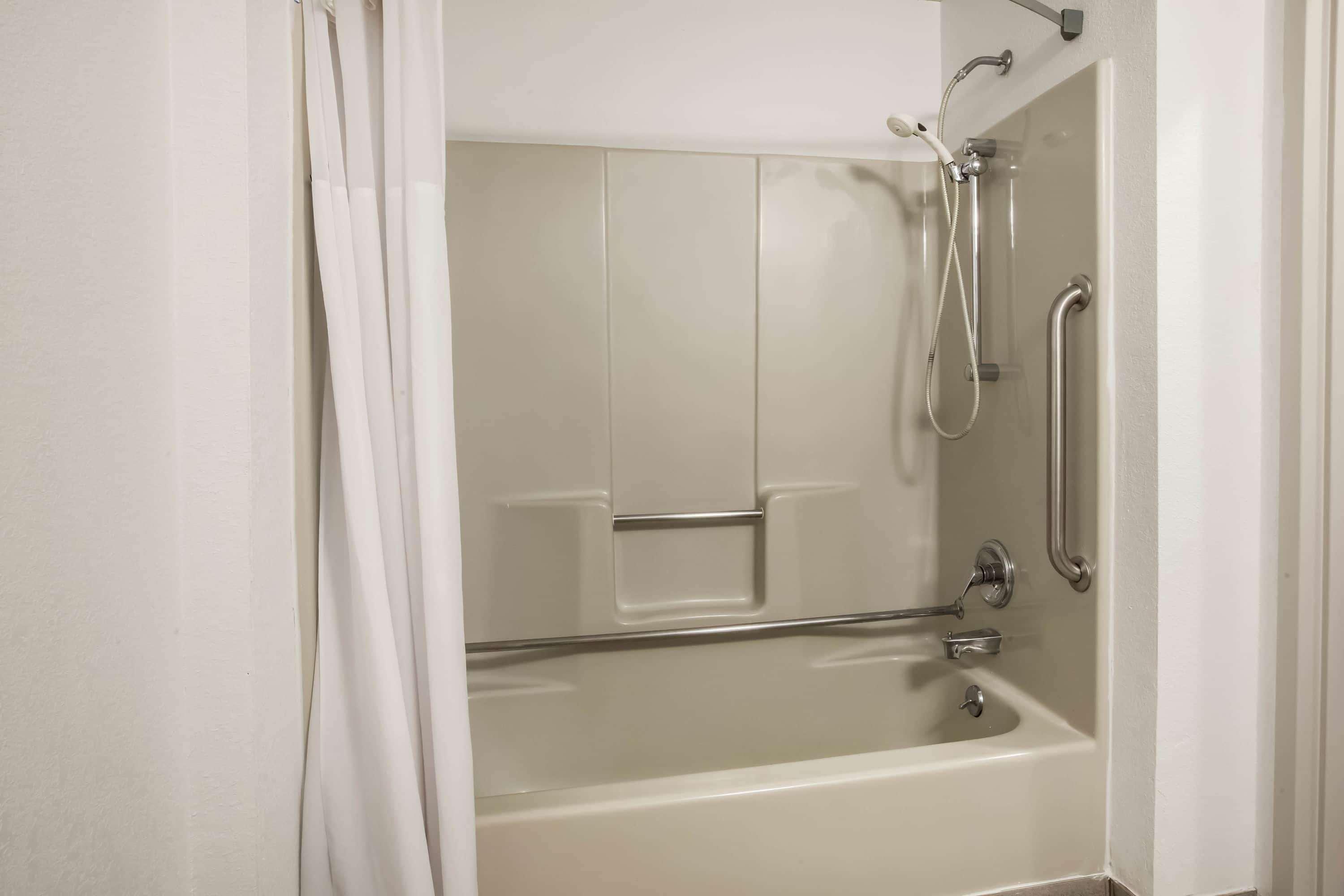 Days Inn & Suites By Wyndham Rochester Hills Mi Exteriér fotografie