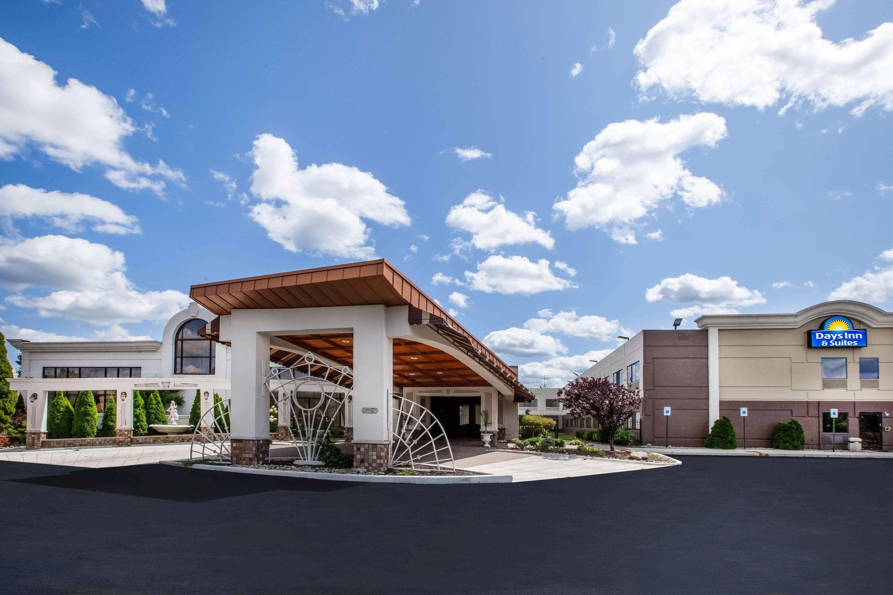 Days Inn & Suites By Wyndham Rochester Hills Mi Exteriér fotografie