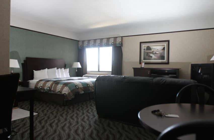 Days Inn & Suites By Wyndham Rochester Hills Mi Pokoj fotografie