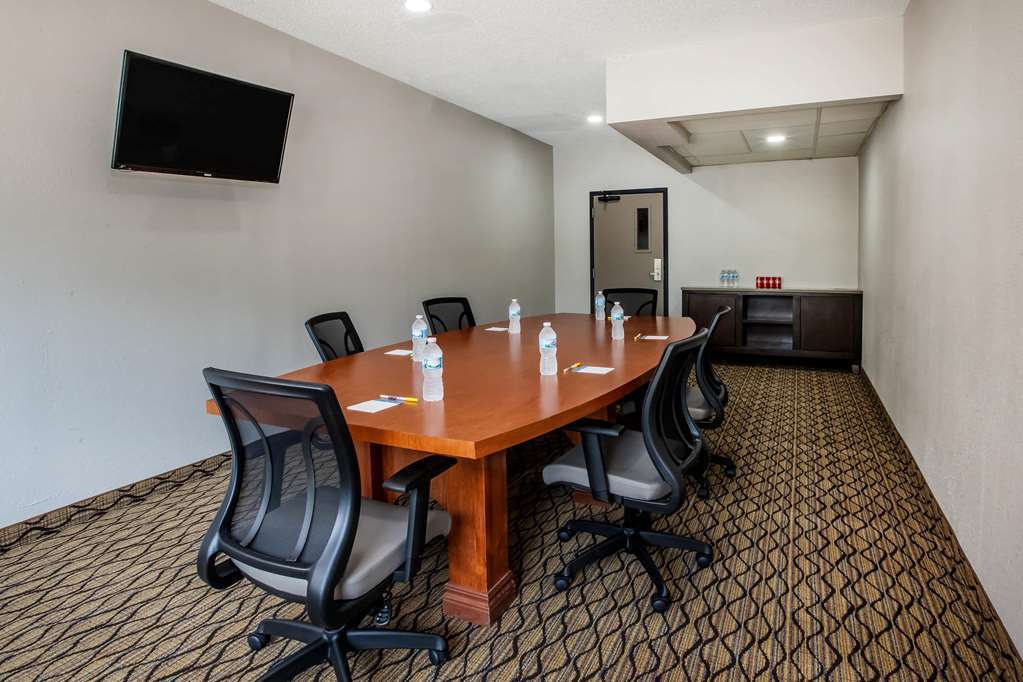 Days Inn & Suites By Wyndham Rochester Hills Mi Zařízení fotografie